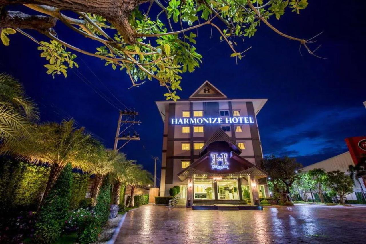 Harmonize Hotel Chiang Mai Dış mekan fotoğraf